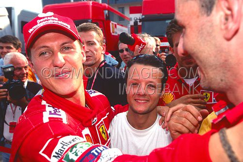 6-Michael Schumacher, Worldchampion 2001, F1, GP Hongarije 2001-7.jpg