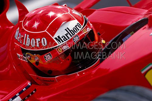 Michael Schumacher - Ferrari F1 - Helm - 2001-1.jpg