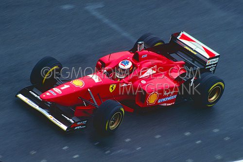 Michael Schumacher-Ferrari F1- GP France 1996.jpg