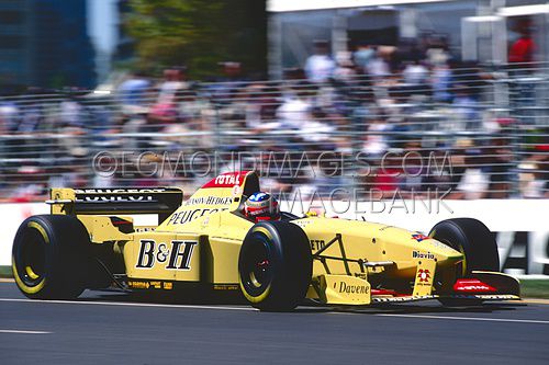 Rubens Barrichello, Jordan Peugot F1, Gold-1, GP Australie, 1996.jpg