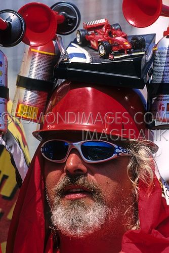 53-Schumi fans.JPG