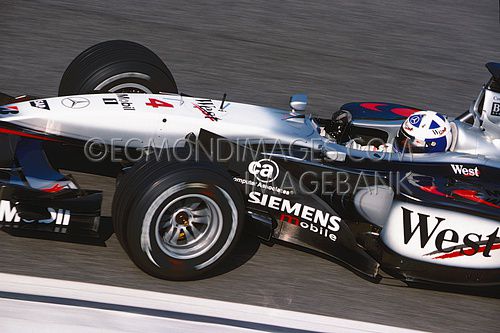 David Coulthard, McLaren Mercedes F1, GP San Marino, 2001.jpg