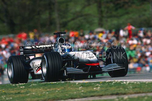 Kimi Raikkonen, McLaren Mercedes, GP San Marino, 2002.jpg