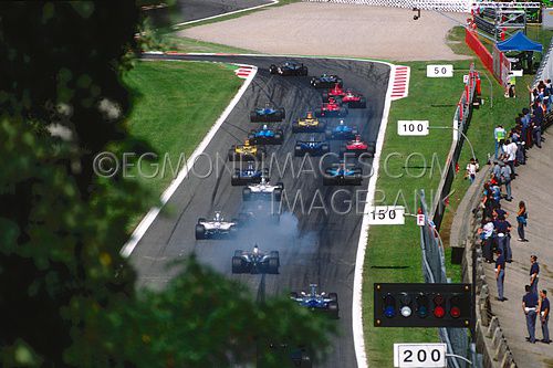 Mika Hakkinen, McLaren F1, Start GP Italie, 1998.jpg