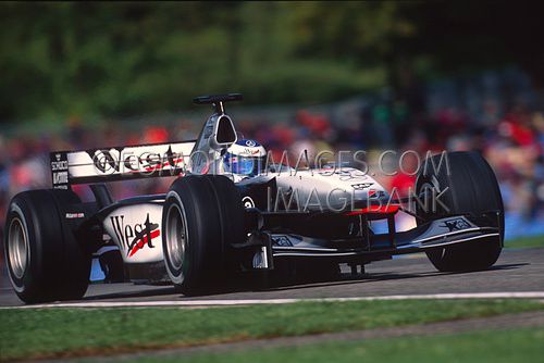 Mika Hakkinen, McLaren, GP San Marino, 01-2001.jpg