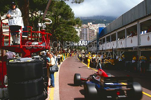 Pitlane Monaco 1993.jpg