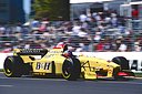 Rubens Barrichello, Jordan Peugot F1, Gold-1, GP Australie, 1996.jpg